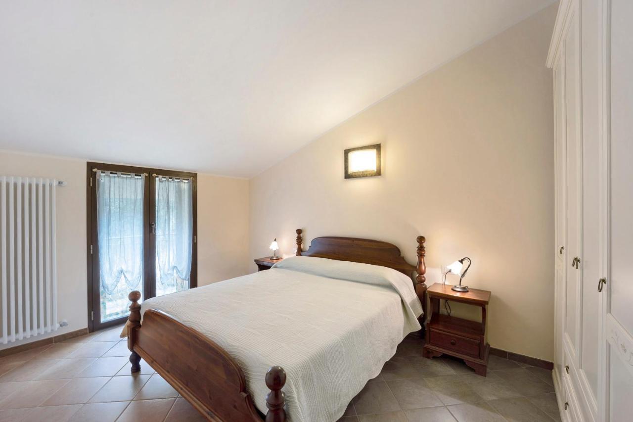 Messalina Agriturismo La Scuderia Molino Nuovo  Bagian luar foto