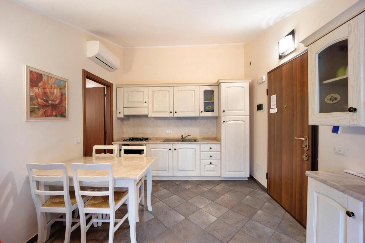 Messalina Agriturismo La Scuderia Molino Nuovo  Bagian luar foto